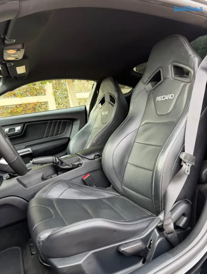 Image 5 de l'annonce Ford Mustang GT 5.0L Noire, 1ère main, Tunis
