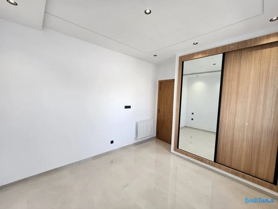 Image 8 de l'annonce Appartement s+2  à la Soukra chotrana 1 RDC