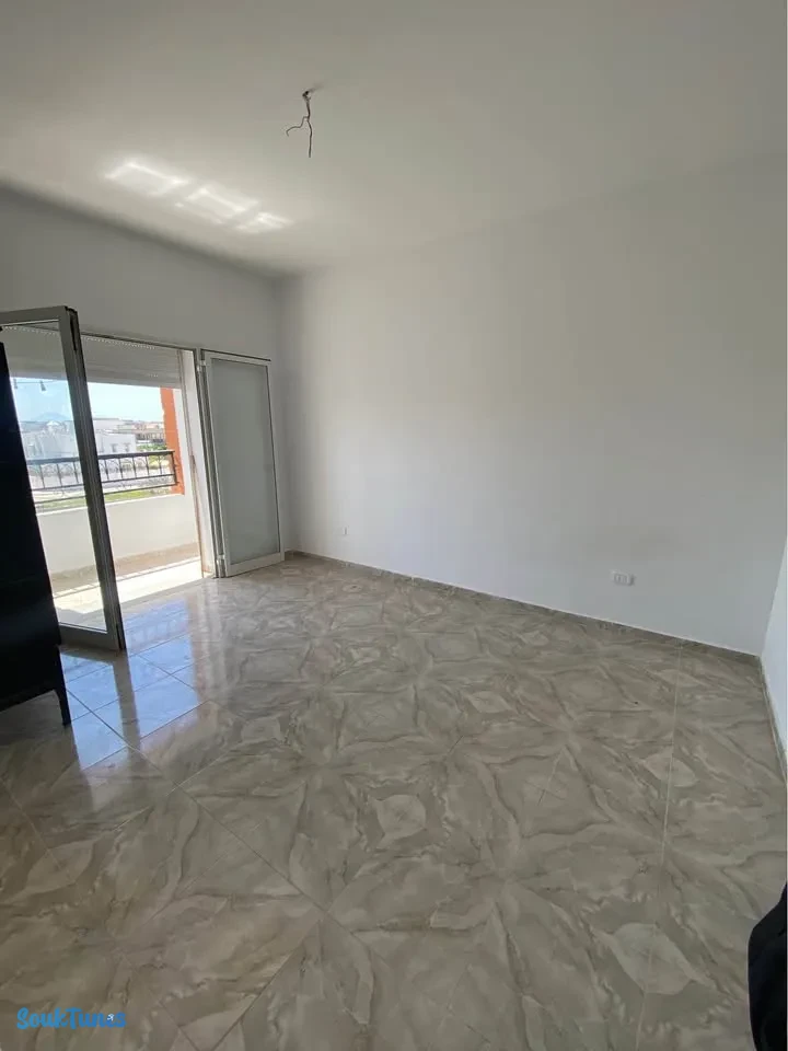 Image 4 de l'annonce  appartement s+3