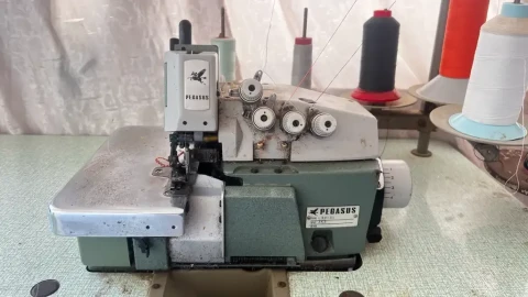 Image principale de l'annonce Machine à coudre industrielle 💰1.500 TND