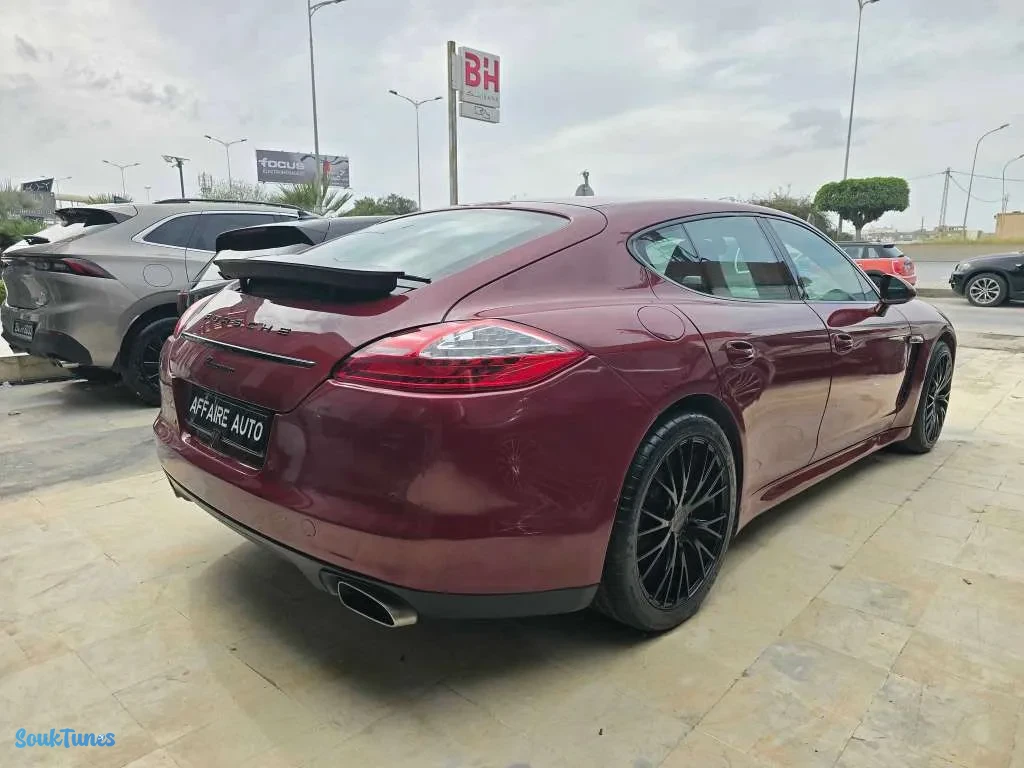 Image 4 de l'annonce Porsche Panamera essence V6 2011