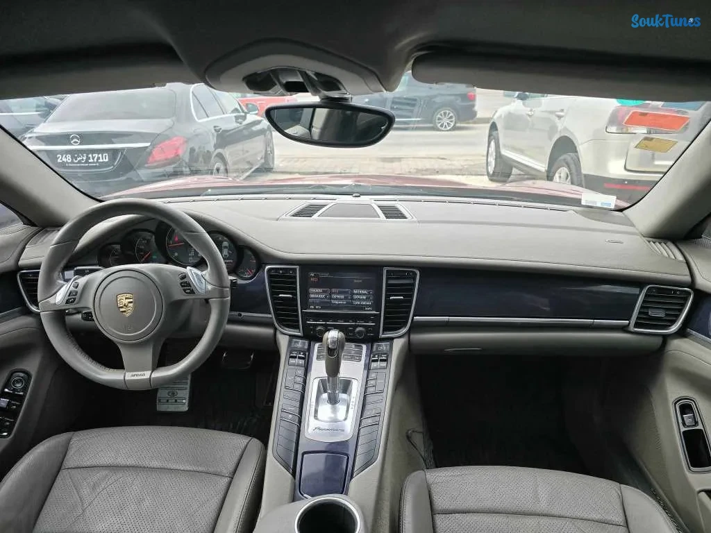 Image 6 de l'annonce Porsche Panamera essence V6 2011