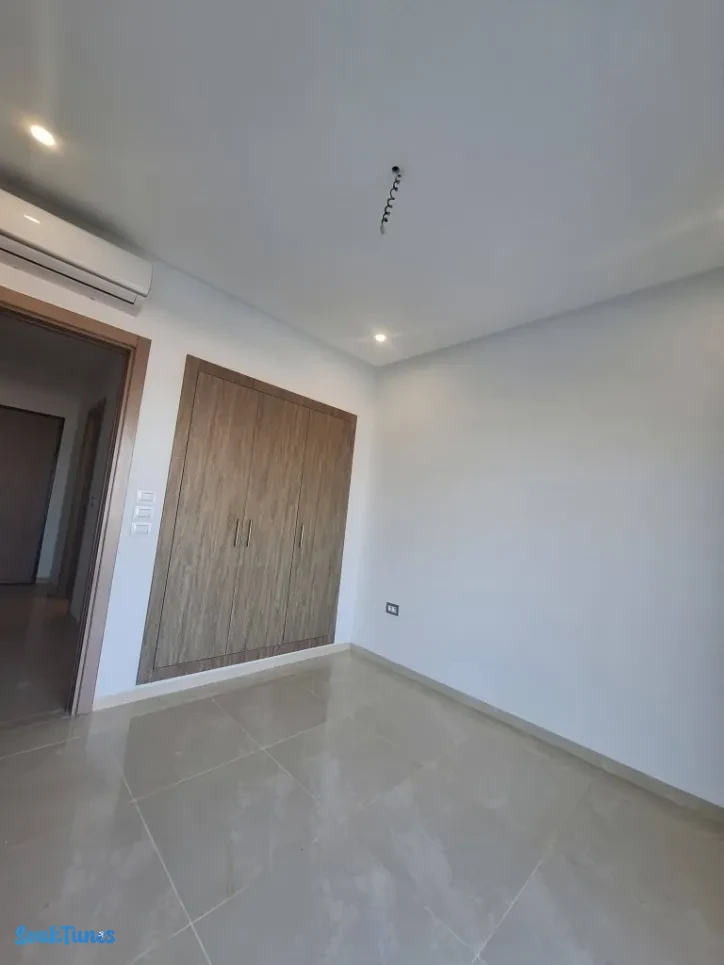 Image 9 de l'annonce Appartement S+2 pieds dans l’eau à Chatt Mariem