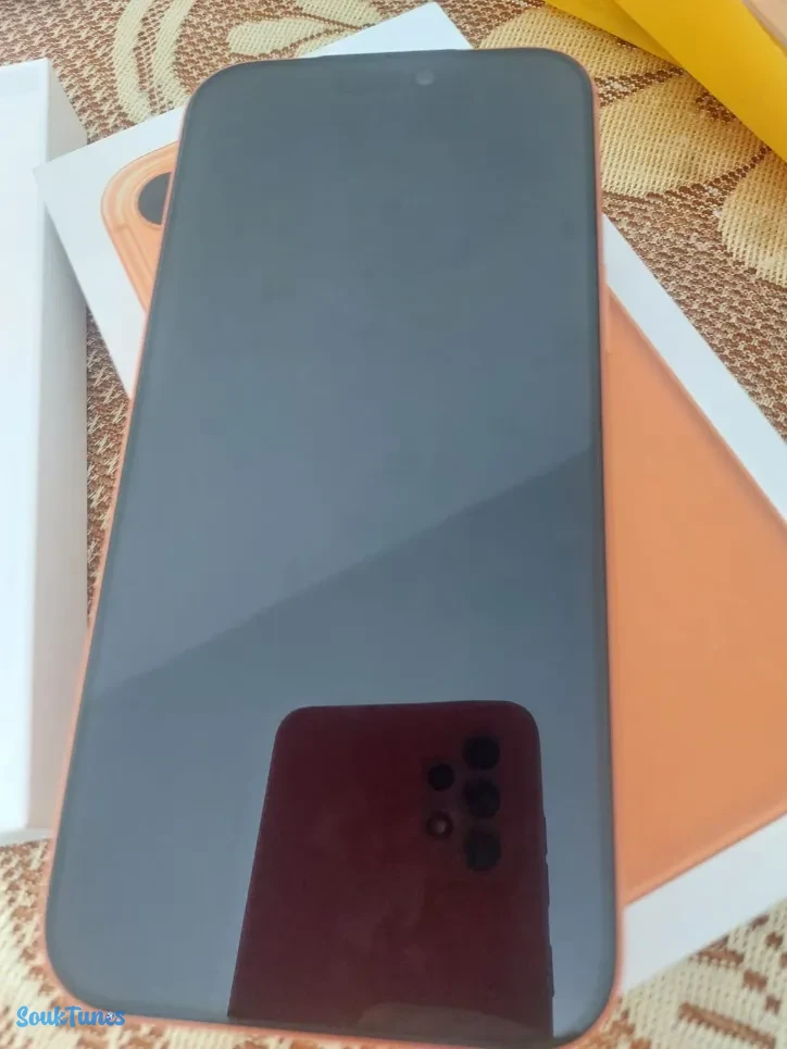 Image 5 de l'annonce iphone 17 pro max orange neuf