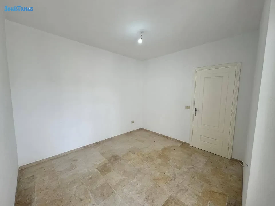 Image 6 de l'annonce À vendre S+2 au 2e étage à cité Nozha