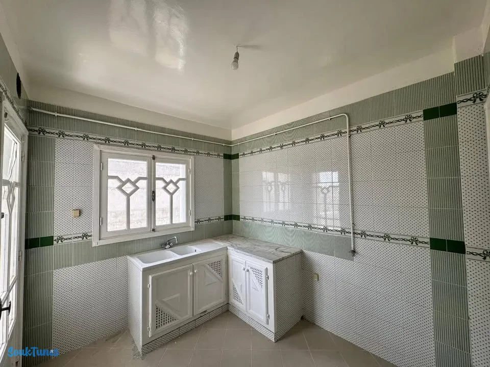 Image 10 de l'annonce À vendre S+2 au 2e étage à cité Nozha