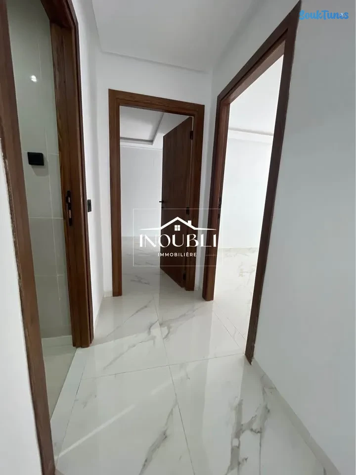 Image 6 de l'annonce un superbe appartementS2 vide