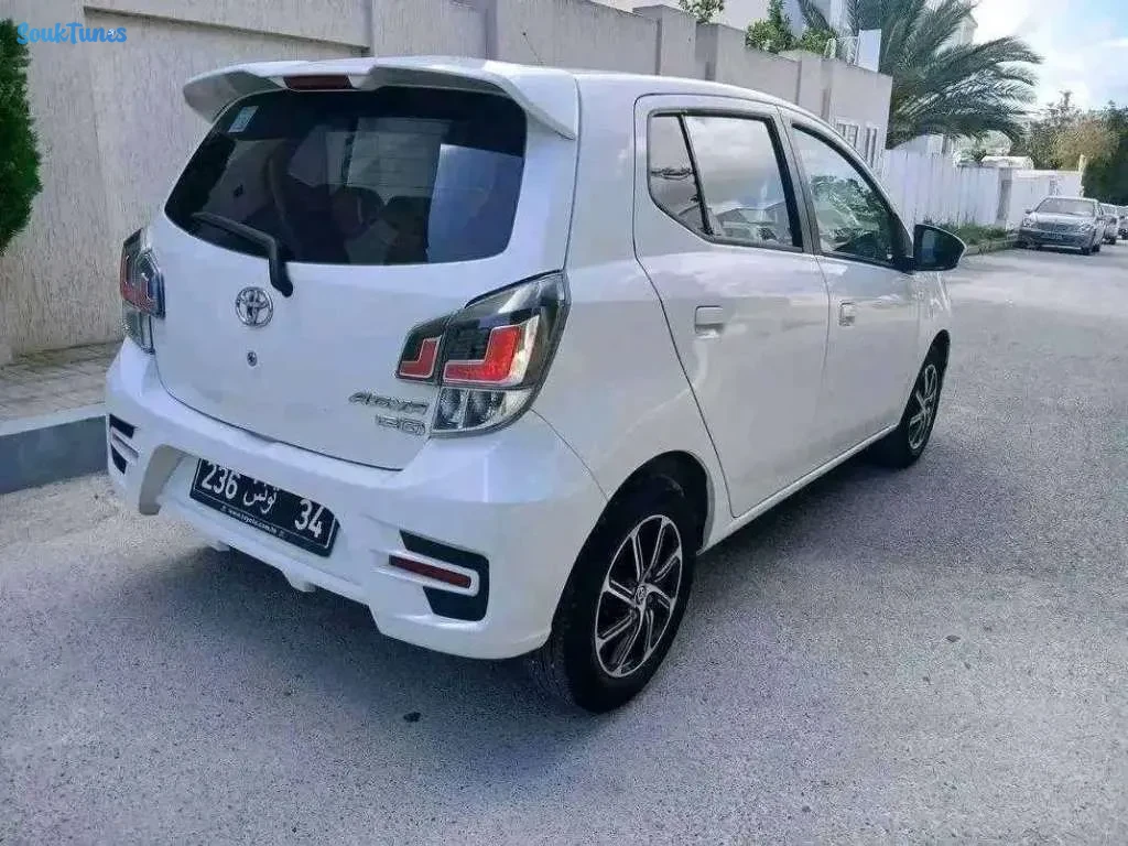 Image 8 de l'annonce TOYOTA AYGO 1.2 PREMIÈRE MAIN TRÈS PROPRE