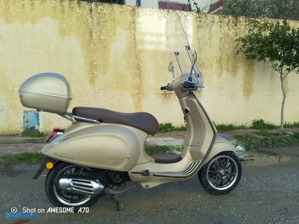 Image 6 de l'annonce Vespa primavera 50 _ 4t _ 6 300 TND
