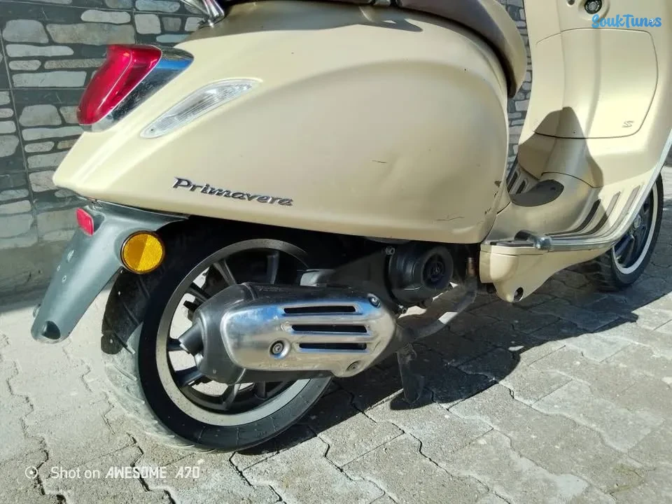 Image 12 de l'annonce Vespa primavera 50 _ 4t _ 6 300 TND
