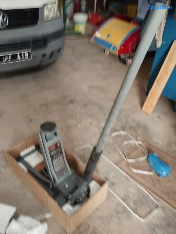 Image 5 de l'annonce Crique professionnel 3 Tonnes