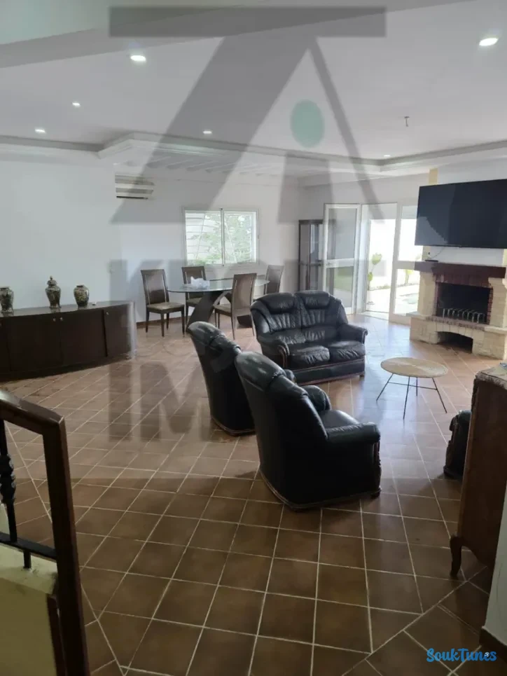 Image 4 de l'annonce A louer villa meublée chotrana2
