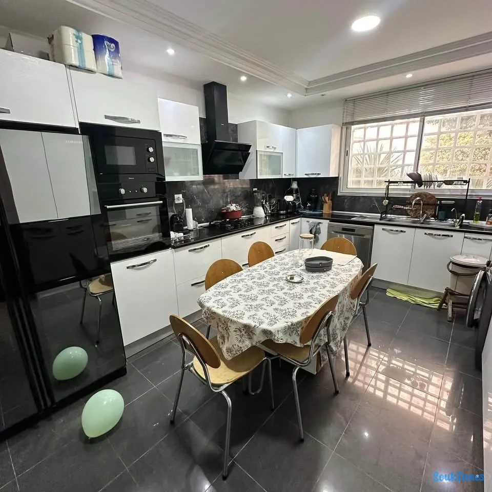 Image 9 de l'annonce Vente beau Duplex meublé Ennasr2