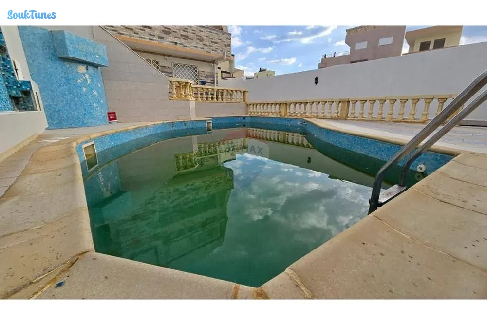 Image 16 de l'annonce résidence avec piscine pieds dans l'eau à Kelibia 
