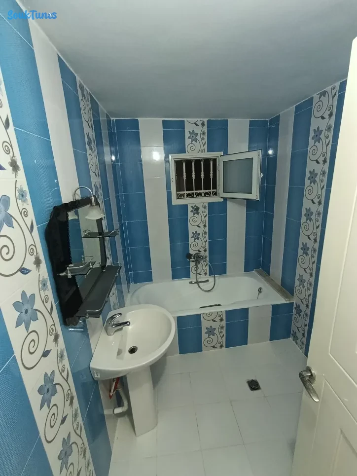 Image 12 de l'annonce Villa indépendante à cité Sprols Haouaria