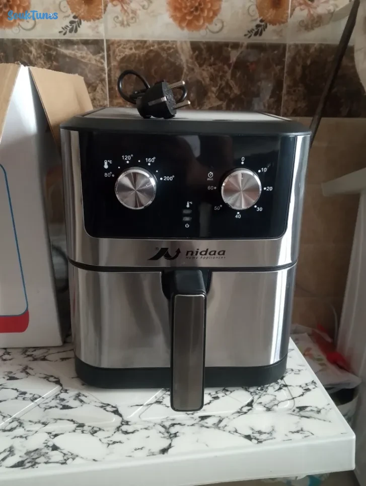 Image 4 de l'annonce Air fryer / Friteuse à air chaud 