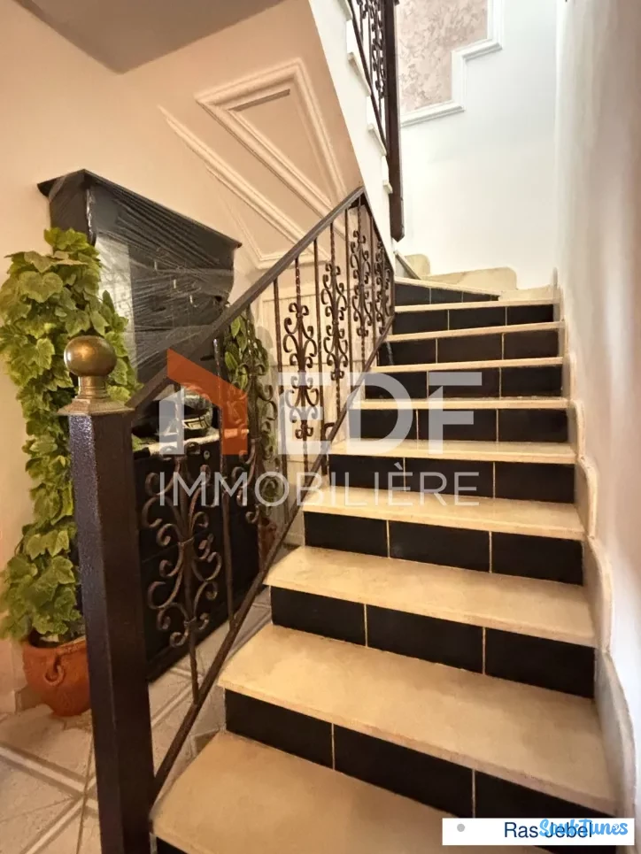 Image 13 de l'annonce A Vendre Appartement style américain à Ras Jebel